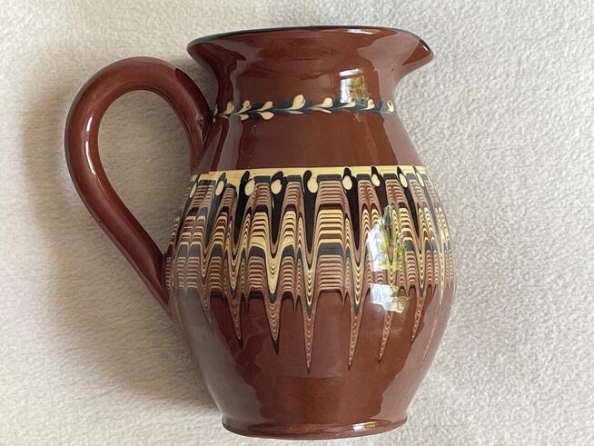 Dzbanek Trojan Bułgaria 18,5 cm kamionka porcelit PRL