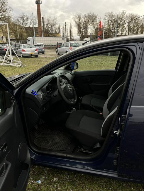Dacia Logan zadbana sprawna zarejestrowana