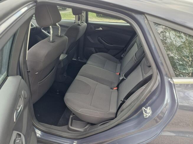 Ford Focus 1.6 benz 125km stary silnik TITANIUM bezwypadkowy ładny z Niemiec FV