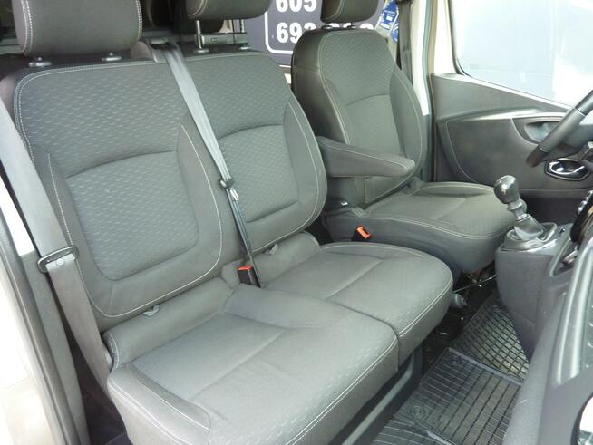 Opel Vivaro 1.6DCI BRYGADÓWKA*DOKA*6 Osób*Navi*Klimatyzacja*PDC*Hak*Niski Przebieg