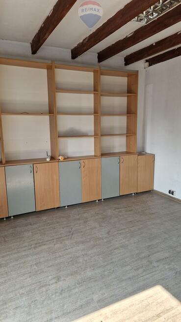 MAGAZYN PRZY S1 i A4 | HALA 227 m² + PLAC 474 m² |