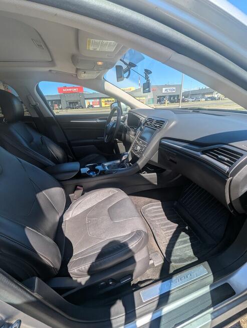 Ford fusion Titanium Mondeo Mk5 LPG 240km