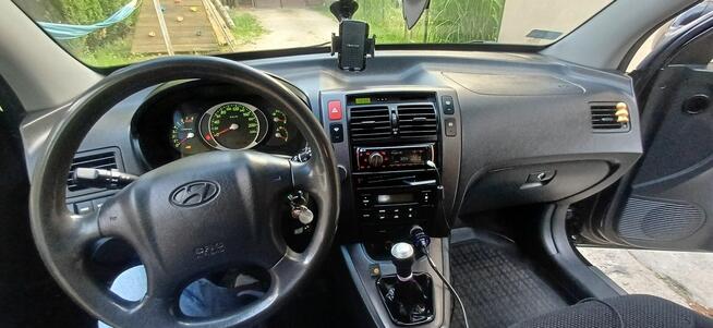 Sprzedam hyundai tucson z gazem z 2007r