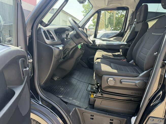 IVECO DAILY 35s18 3.0 doka 7 osobowa