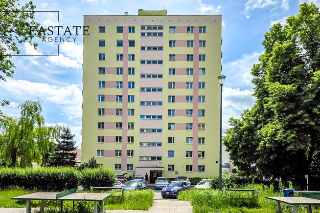 Trzypokojowe mieszkanie z balkonem