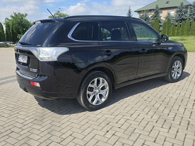 Mitsubishi Outlander 2,0Plug-IN Hybrid. 4x4.Pół-Skóry..Kam.Cof.Hands-Free.AUTOMAT