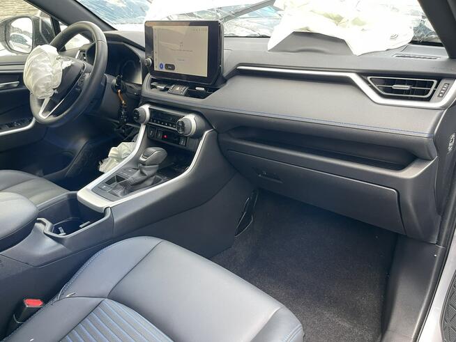 Toyota RAV-4 Hybryda Automat Podgrzewanie Aktywny tempomat Klimatronik