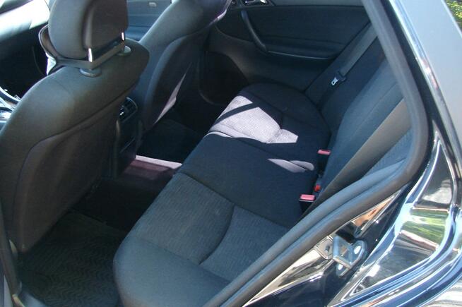 Mercedes C 180 1,8 E -143 KM Super auto