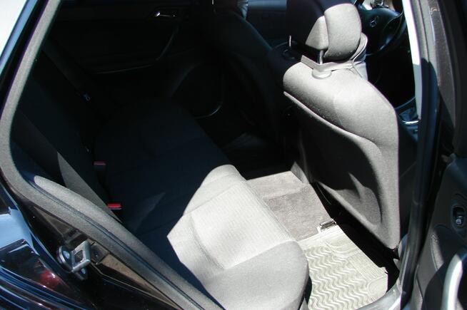 Mercedes C 180 1,8 E -143 KM Super auto