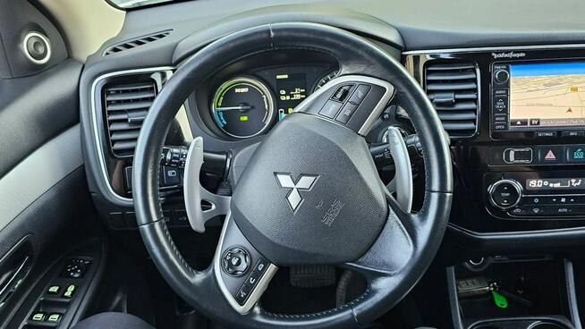 Mitsubishi Outlander ELEKTYK + Benzyna Napęd 4×4 skóra kamera cofania
