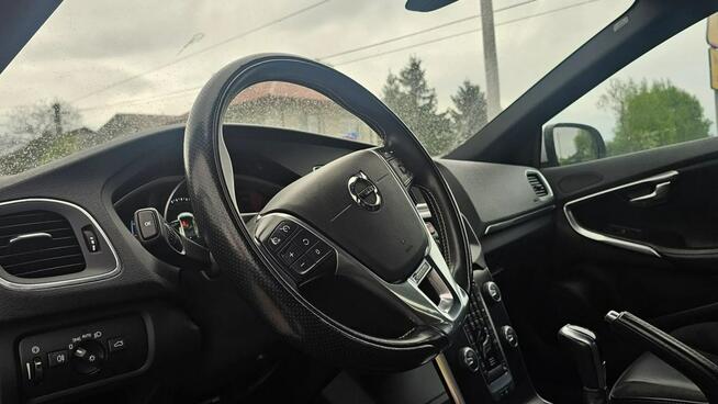 Volvo V40 R-desing 2018. Full opcja