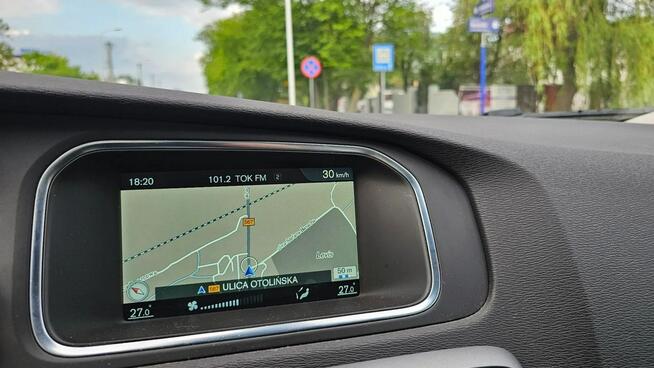 Volvo V40 Cross Country Cross Country 2015r. Bardzo ładny samochód