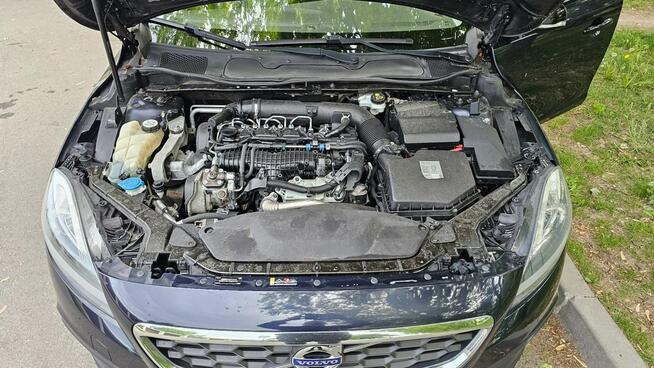 Volvo V40 Cross Country Cross Country 2015r. Bardzo ładny samochód