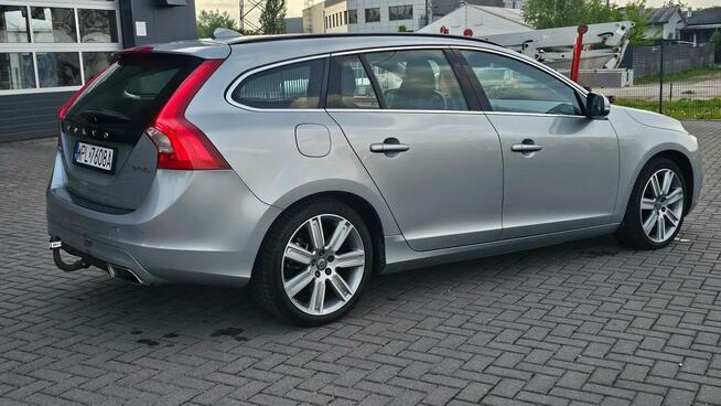 Volvo V60 2.0 benzyna Moc 240 KM benzyna - GAZ