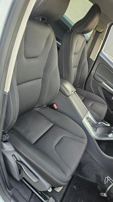 Volvo V60 2.0 benzyna Moc 240 KM benzyna - GAZ