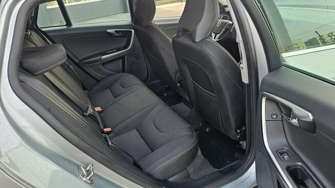 Volvo V60 2.0 benzyna Moc 240 KM benzyna - GAZ