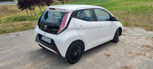 Toyota Aygo 1.0MPI 2018 bardzo bogato wyposażony