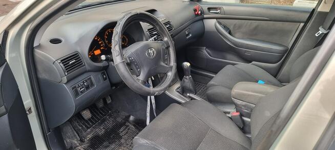 Toyota Avensis T25 2.0 Benzyna / Nowe opony zimowe / Warszawa /Zamiana