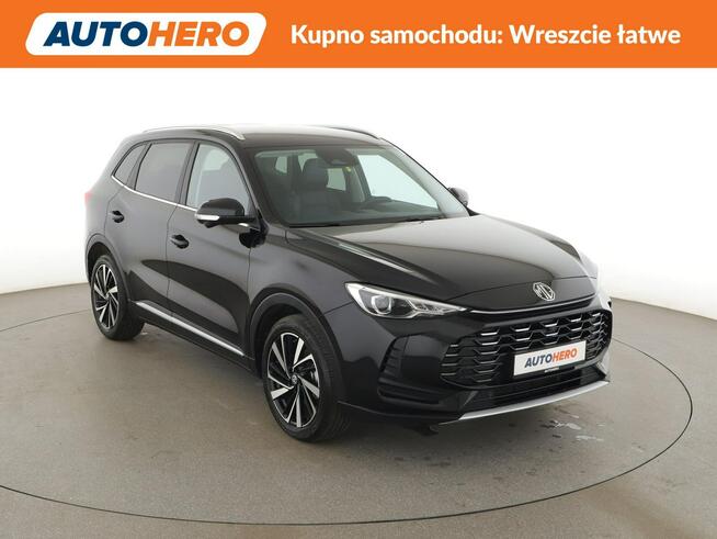 MG ZS HEV automat skóra virtual cocpit full LED navi klima auto kamery