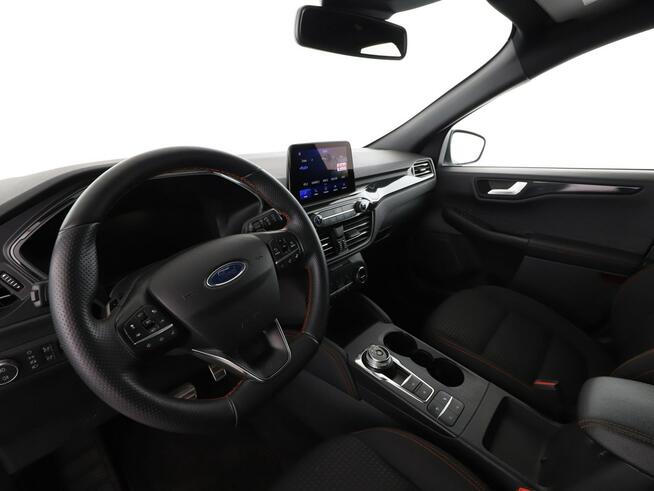 Ford Kuga ST-line, Automat, 4x4, Panorama, Navi, Podg.fotele