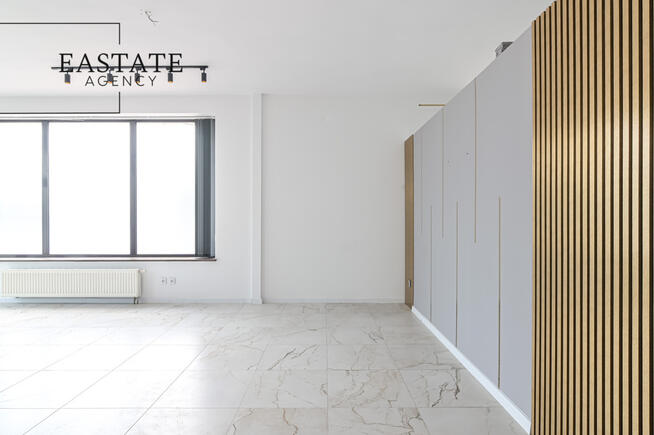 Lokal 145 m², duża witryna, parking na 3 miejsca
