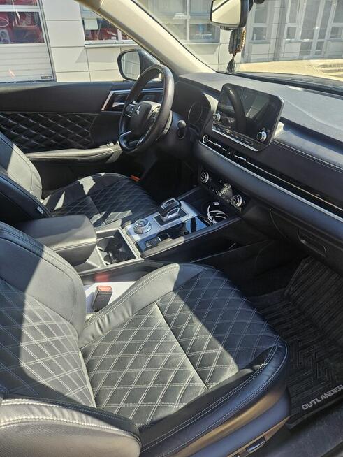 Mitsubishi Outlander 2,5 SEL Special Edition 4x4, 7-osobowy
