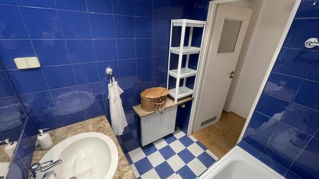 Wynajmę duży pokój z loggią (18,8 m²) | 15 min do AGH, UKEN