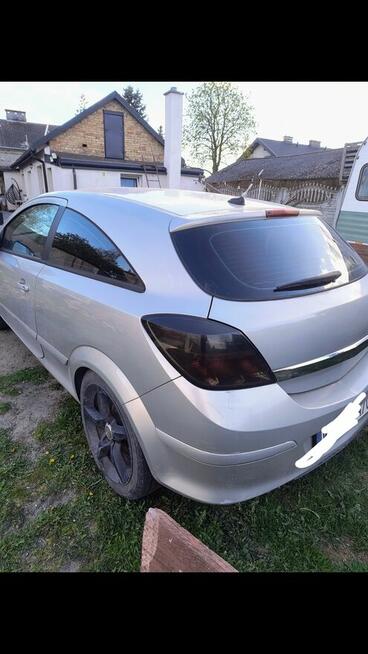 Opel Astra H GTC sport 1.7