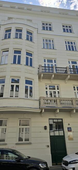 PRESTIŻOWE BIURO NA WYNAJEM • PIĘKNA 43