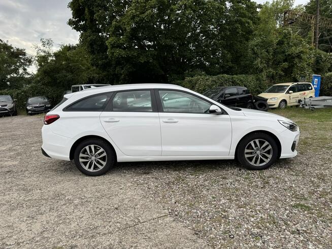 Hyundai i30 1.0 T-GDi-120km-1-Właściciel-Navi-Kamera-Klima-Tempomat-Komputer