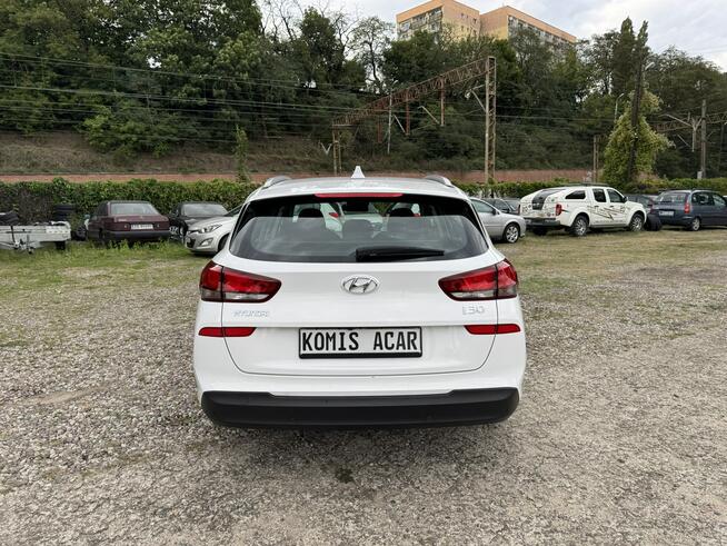 Hyundai i30 1.0 T-GDi-120km-1-Właściciel-Navi-Kamera-Klima-Tempomat-Komputer