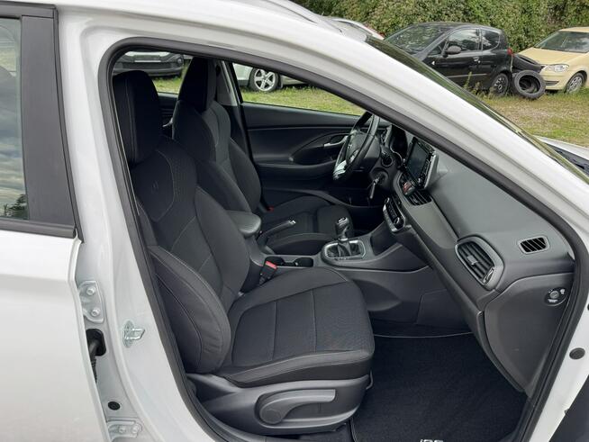 Hyundai i30 1.0 T-GDi-120km-1-Właściciel-Navi-Kamera-Klima-Tempomat-Komputer