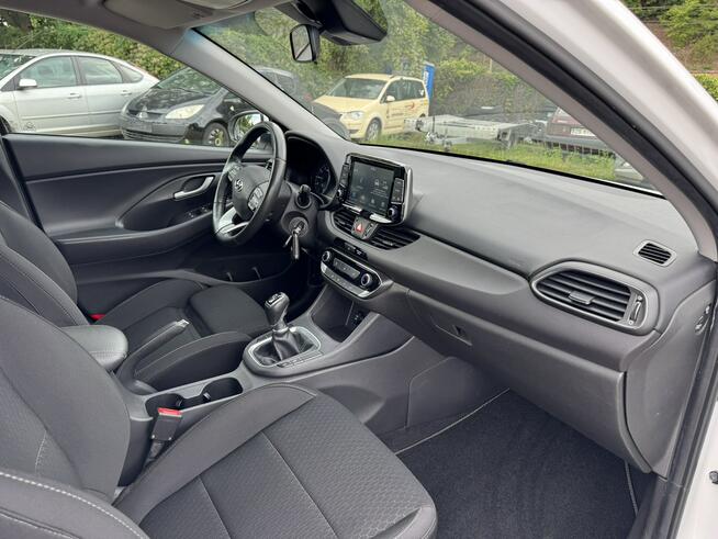 Hyundai i30 1.0 T-GDi-120km-1-Właściciel-Navi-Kamera-Klima-Tempomat-Komputer
