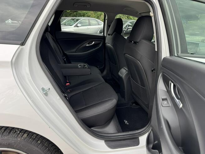 Hyundai i30 1.0 T-GDi-120km-1-Właściciel-Navi-Kamera-Klima-Tempomat-Komputer