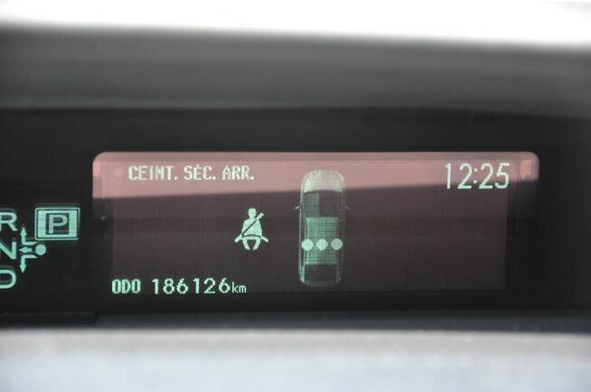 Toyota Prius 1.8 136KM Lift Dynamic Oryginał Mały przebieg JBL Kamera Head-up
