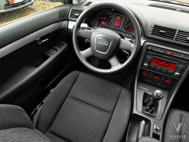 Audi A4 1.6 MPI 116km klimatyzacja GRZANE FOT bezwypadkowy SERWIS 2008