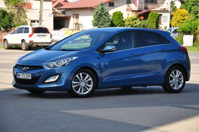 Hyundai i30 1,6 D 136KM Xenon Led Navi Kamera PDC 1 Wł. Alufelgi Serwis z DE !!