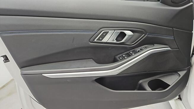 BMW 320 i M Sport sport-aut ! Z Polskiego Salonu ! Faktura Vat !