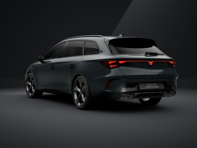 Cupra Leon Sportstourer 1.5 eTSI - 150KM - Pakiet Edge - Pakiet Zimowy - Rocznik 2026