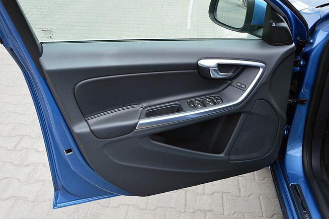 Volvo S60 LiFt 1,6 Hdi D2 Ledy Skóra Navi Blisy Radar Mały Przebieg Serwis