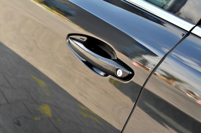 Peugeot 308 SW GT Line 2,0 HDi Bi Xenon Ledy Alcantara Denon Navi Kamera Panorama