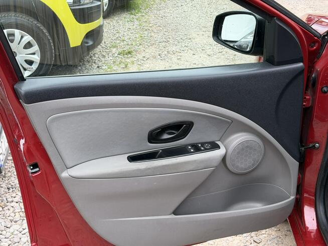 Renault Megane 1.6i*Nawigacja*KLIMA*1wł*Zwykła*Benzyna*Wolnossący*Pod*GAZ*Niemcy*Opła