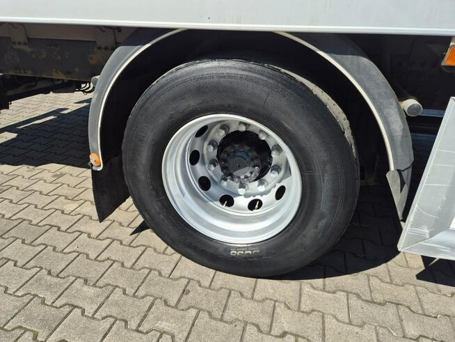 Volvo FM 340 4X2 / CHŁODNIA IZOTERMA / CARRIER VECTOR i350