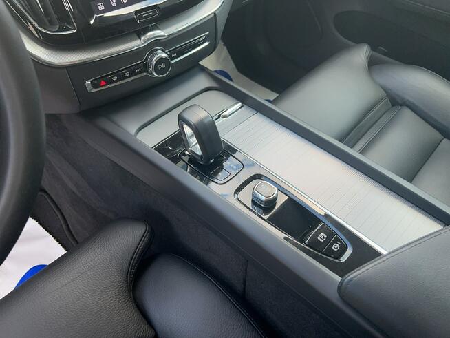 Volvo XC 60 B4 B Plus Bright ! Z Polskiego Salonu ! Faktura Vat !
