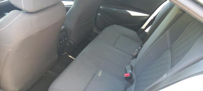 Toyota Corolla 47 netto FV23% e-CVT Tempomat aktywny Klimatronic Kier.wielofunkcyjna