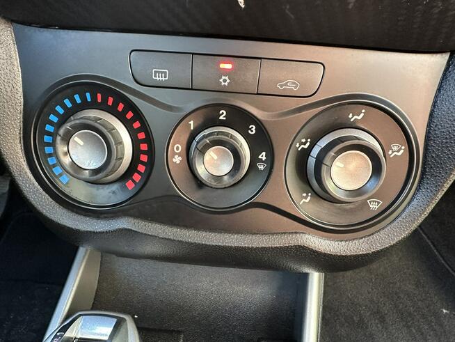 Alfa Romeo Mito Alufelgi, duże radio, bluetooth, niski przebieg, nawig., z Holandii