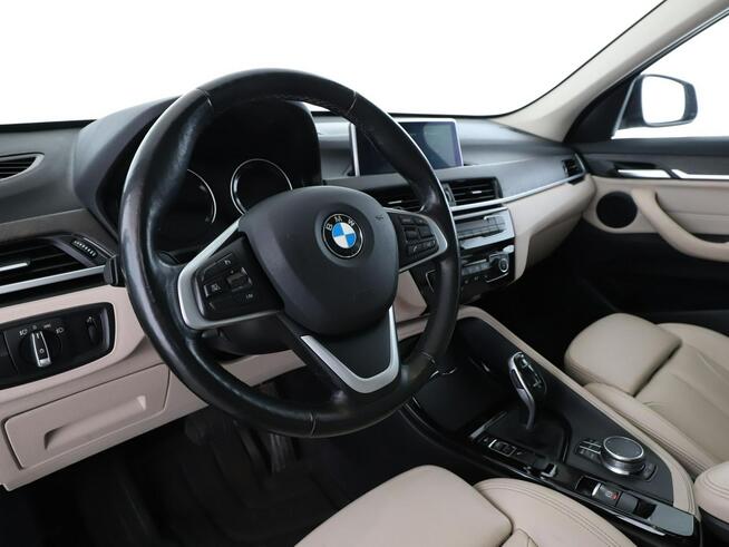 BMW X1 automat full LED jasne skóry navi grzane fotele kamera i czujniki park
