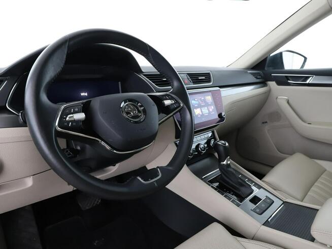 Škoda Superb PHEV Style automat skóra virtual ACC grzane fotele climatronic