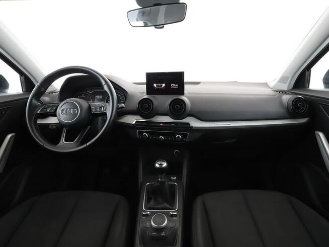 Audi Q2 grzane fotele PDC ACC climatronic