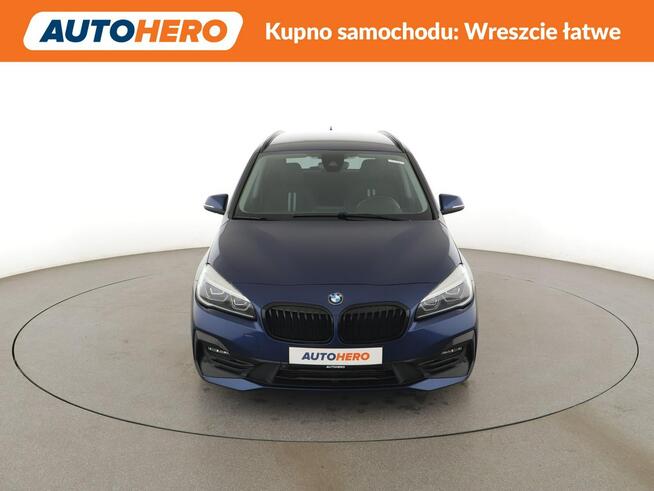 BMW 218 automat full LED sportowe fotele półskóra navi klima auto grzane fotel